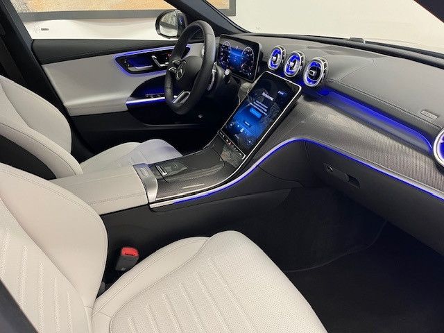 Mercedes-Benz C 300 2025