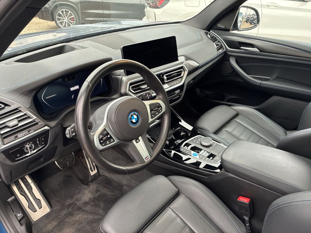 BMW iX3 2023