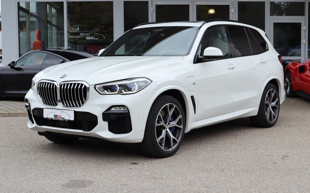 BMW X5 2021