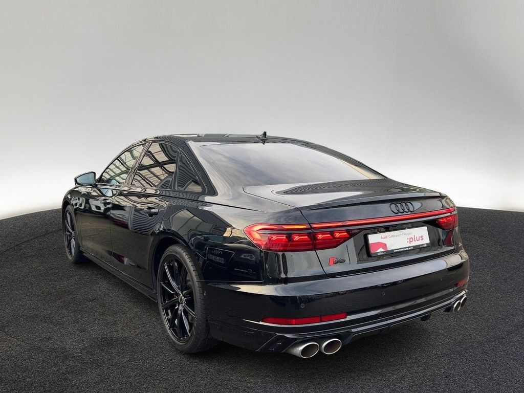 Audi S8 2022