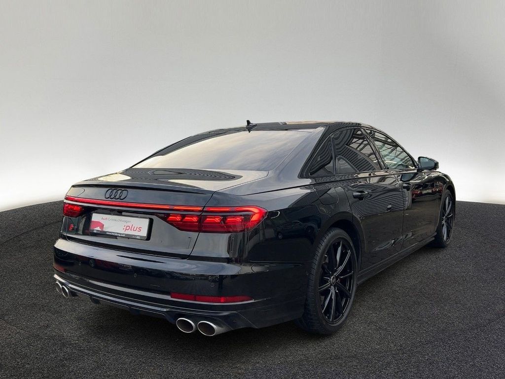 Audi S8 2022