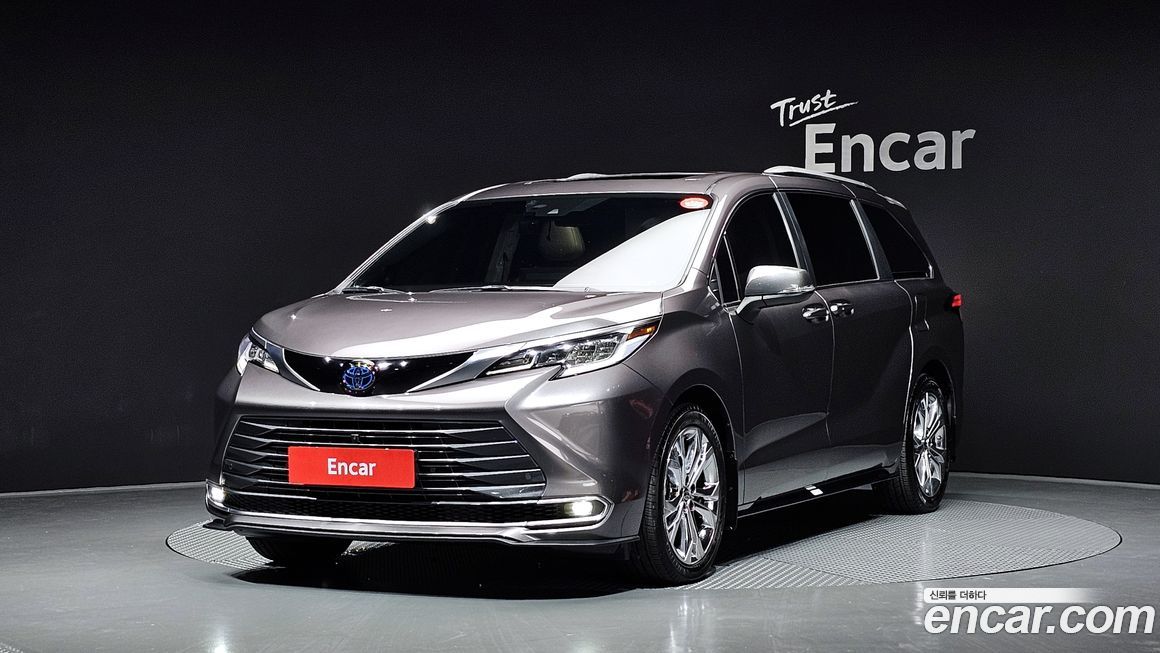 Toyota Sienna 2023
