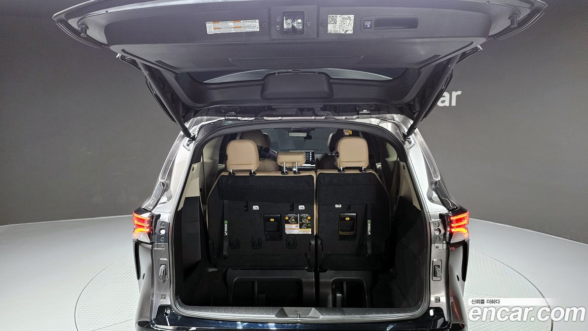 Toyota Sienna 2023