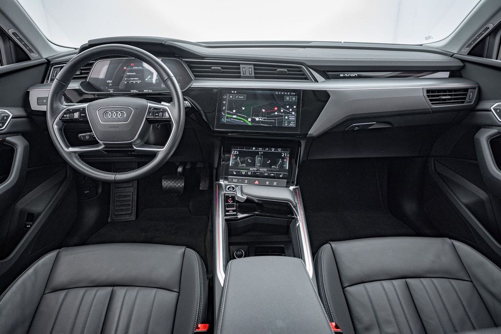 Audi e-tron 2022