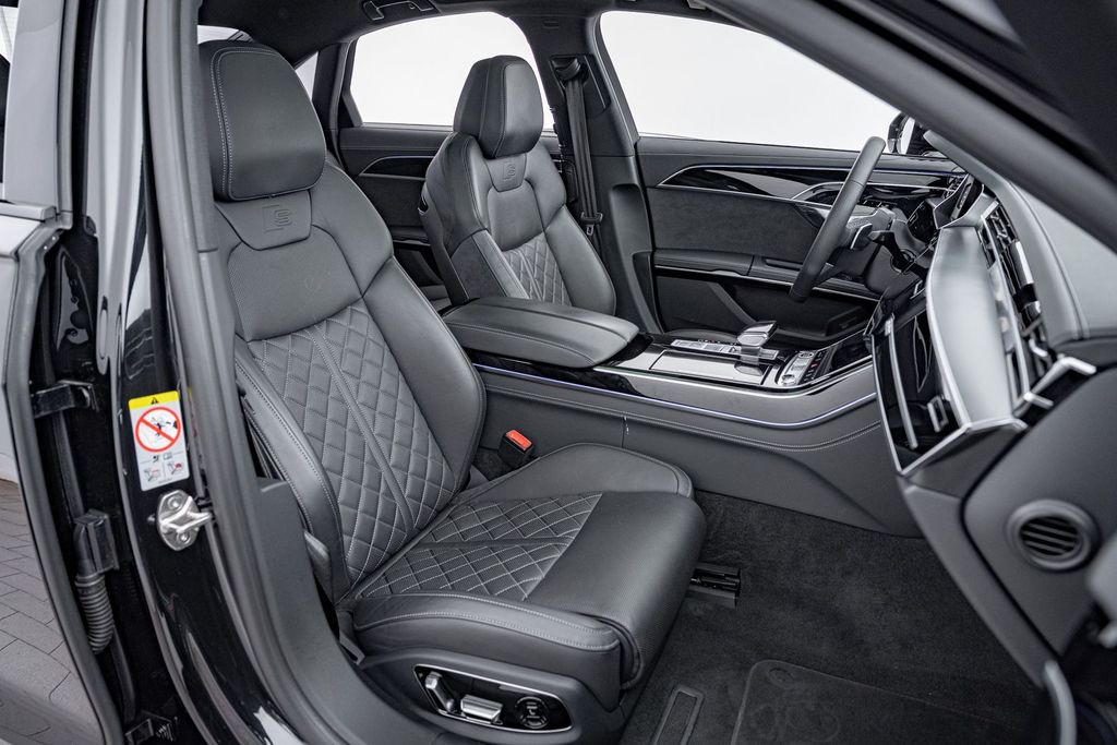 Audi A8 2023