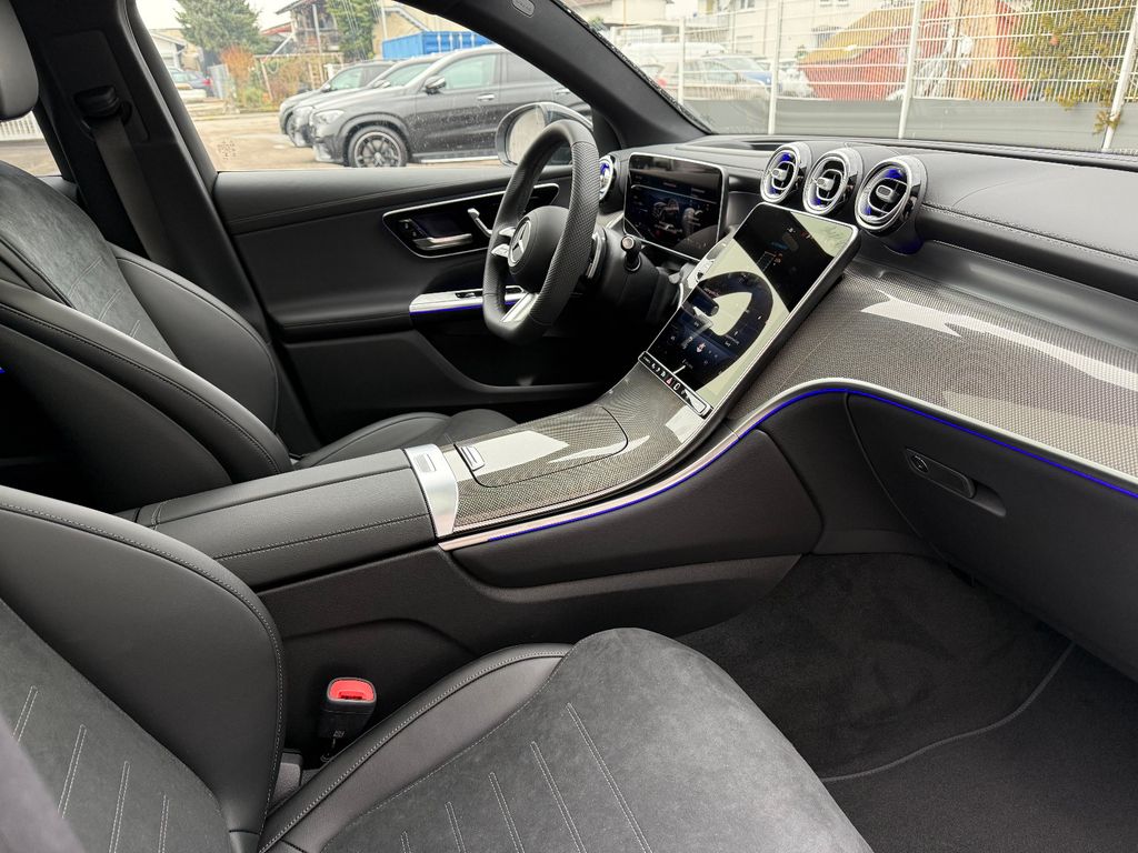 Mercedes-Benz GLC 300 2025