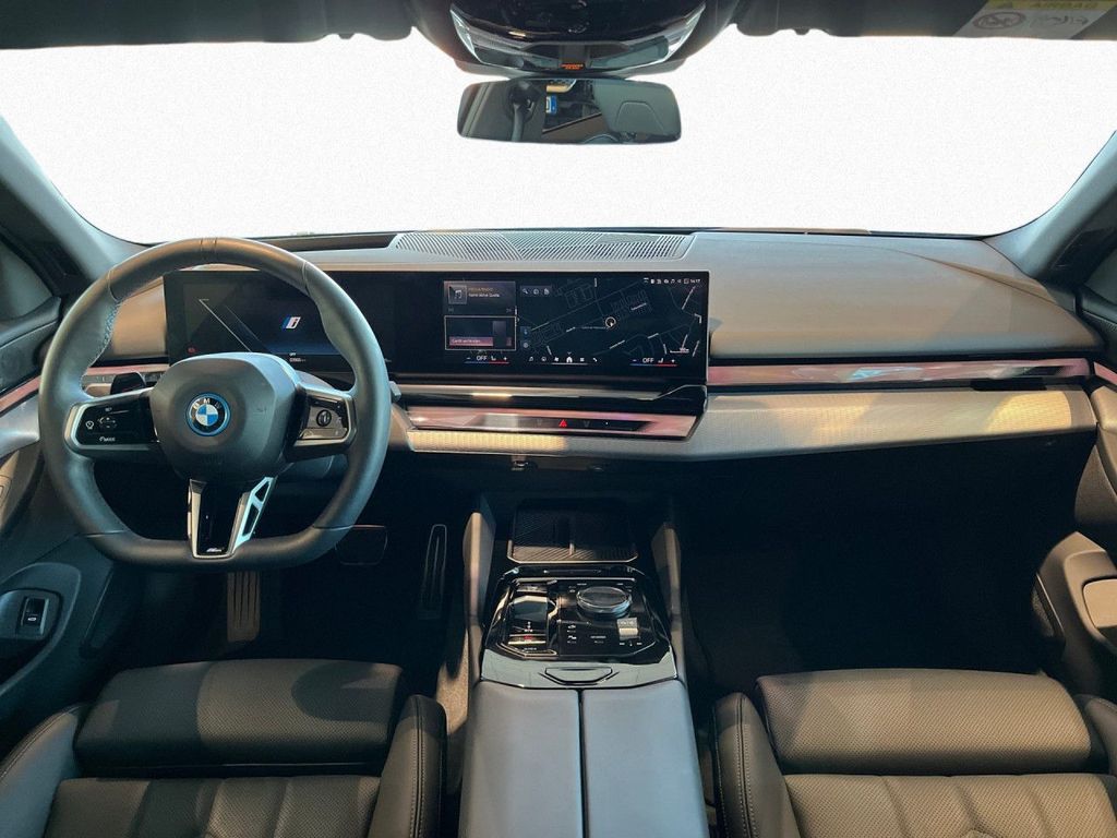 BMW i5 2025
