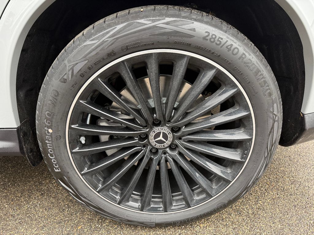 Mercedes-Benz GLC 300 2025