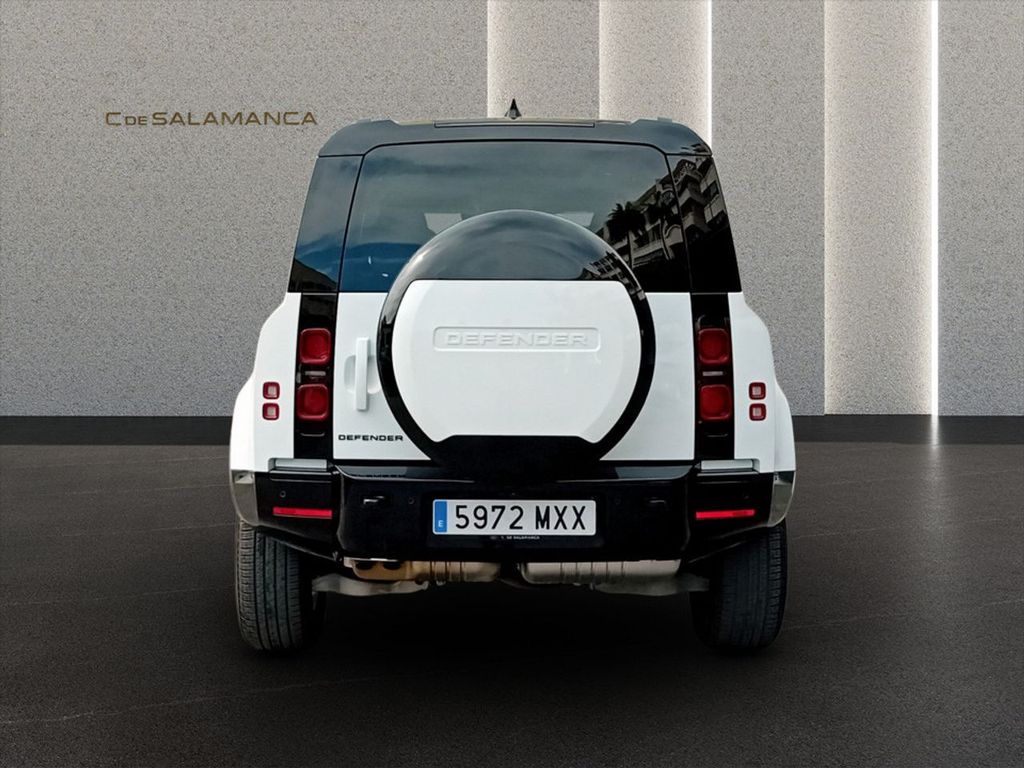 Land Rover Defender 2025