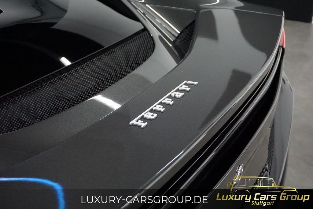 Ferrari 296 GTB 2023