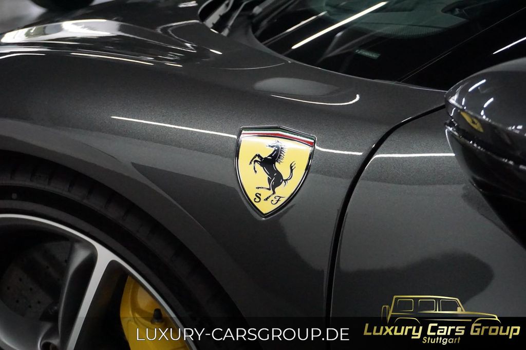 Ferrari 296 GTB 2023