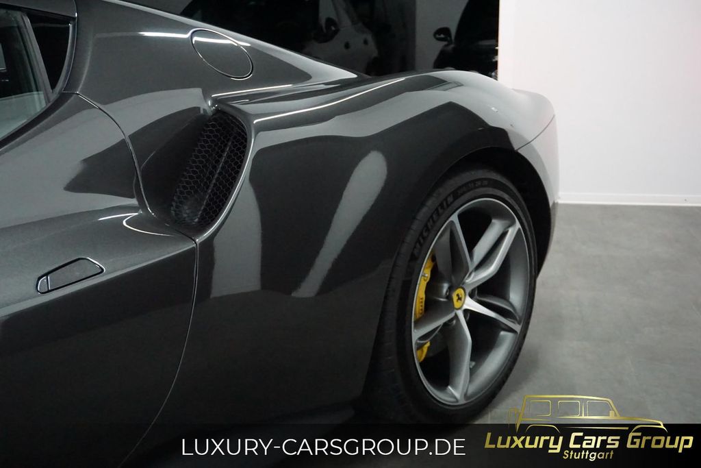 Ferrari 296 GTB 2023