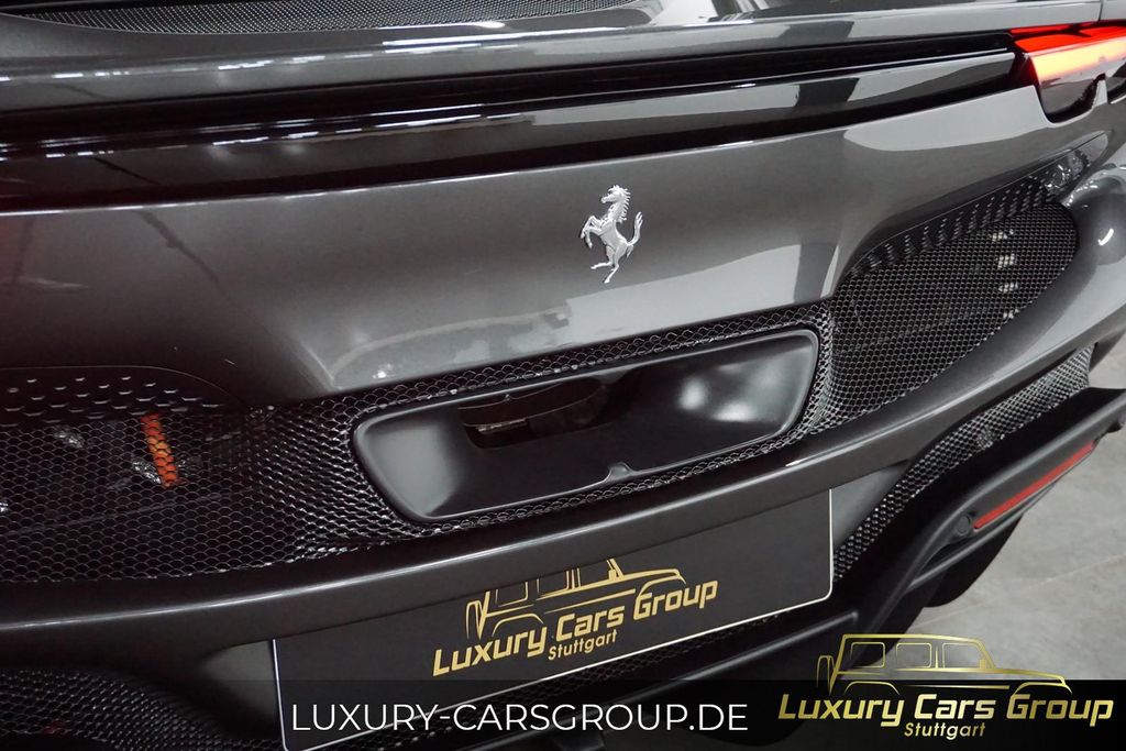 Ferrari 296 GTB 2023