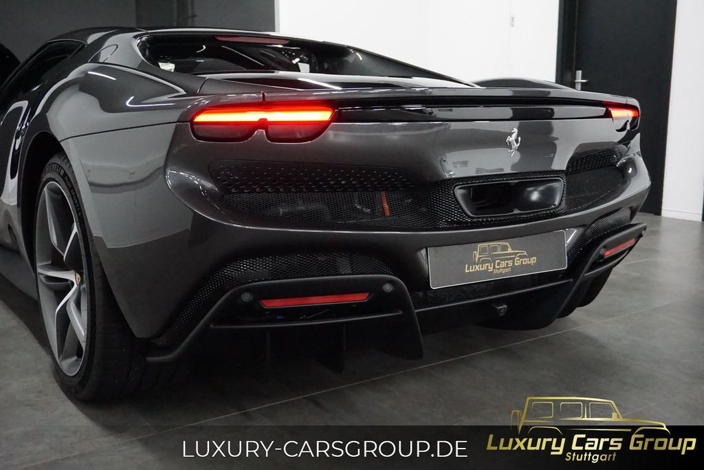 Ferrari 296 GTB 2023