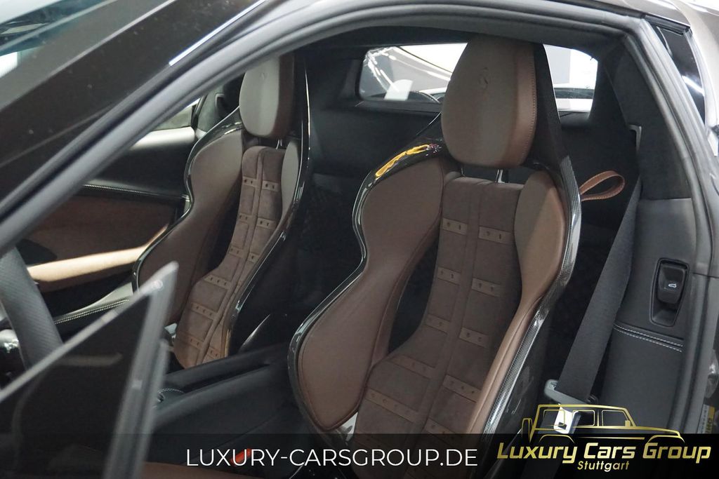 Ferrari 296 GTB 2023