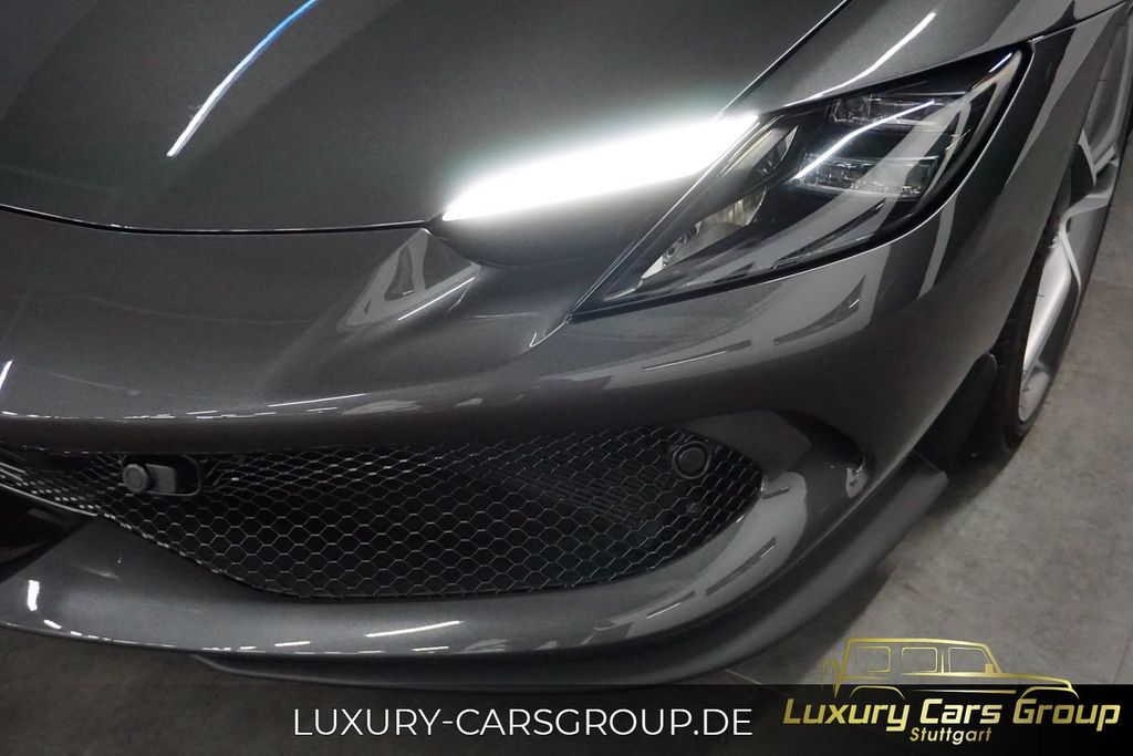 Ferrari 296 GTB 2023