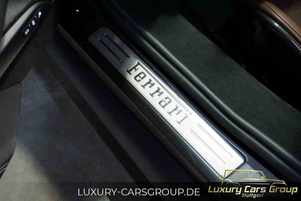 Ferrari 296 GTB 2023