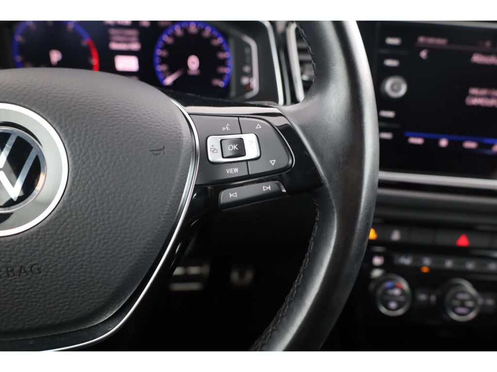 Volkswagen T-Roc 2021