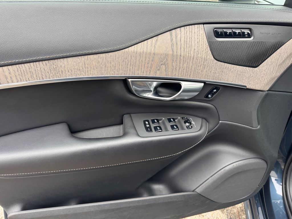 Volvo XC90 2023