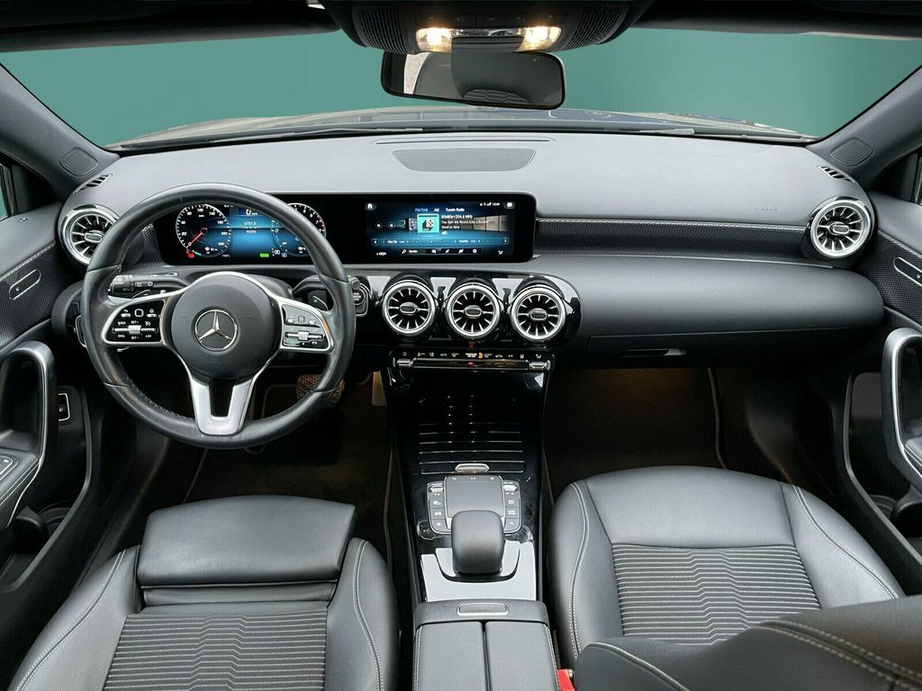 Mercedes-Benz A 250 2021