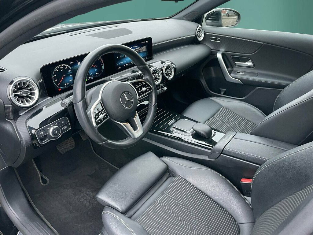Mercedes-Benz A 250 2021