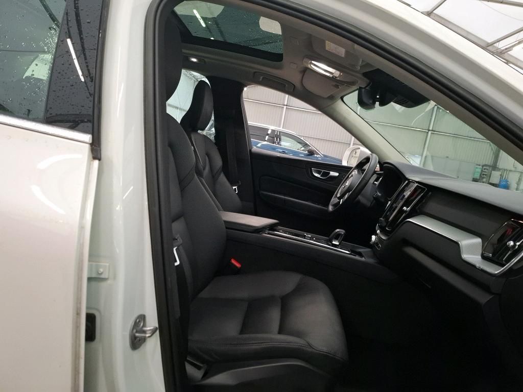 Volvo XC60 2022