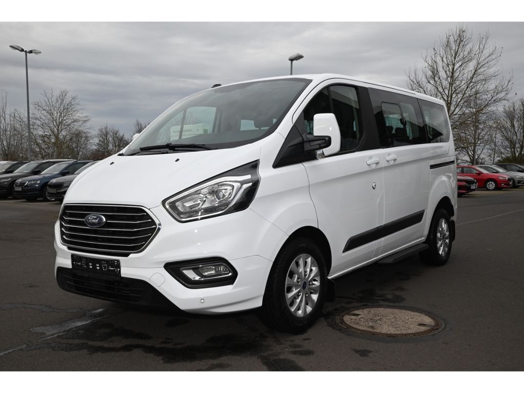 Ford Tourneo Custom 2022