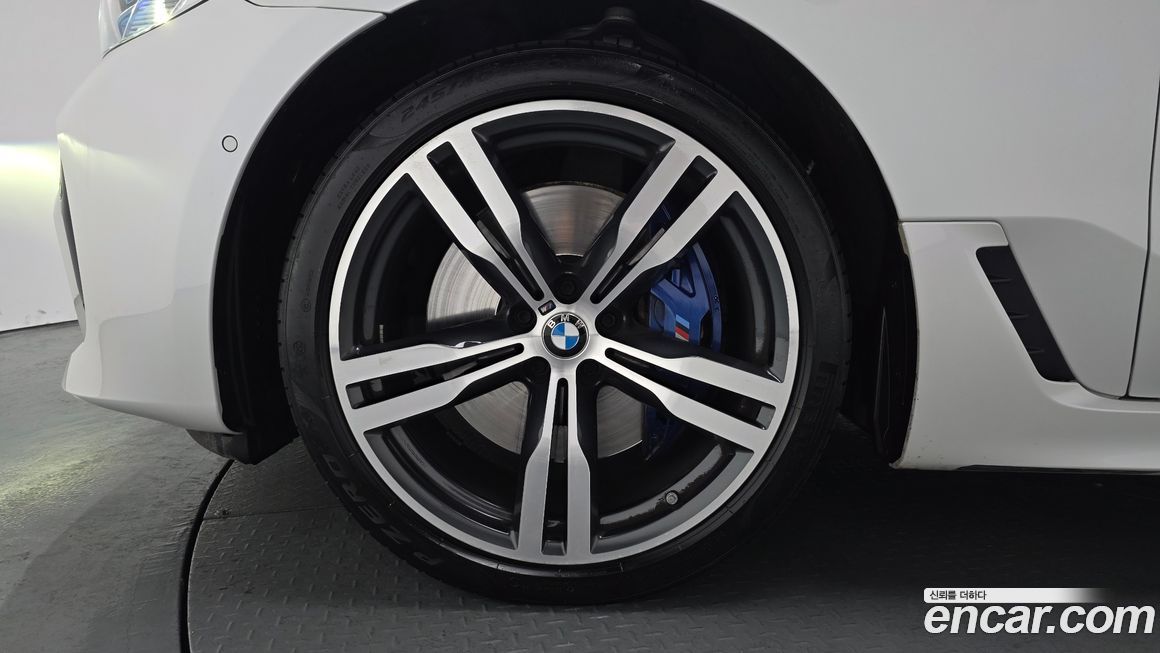 BMW Gran Turismo 2024