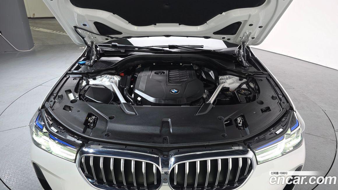 BMW Gran Turismo 2024