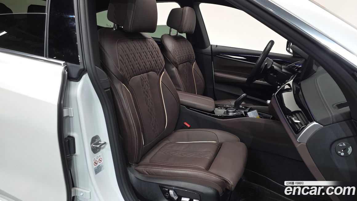 BMW Gran Turismo 2024