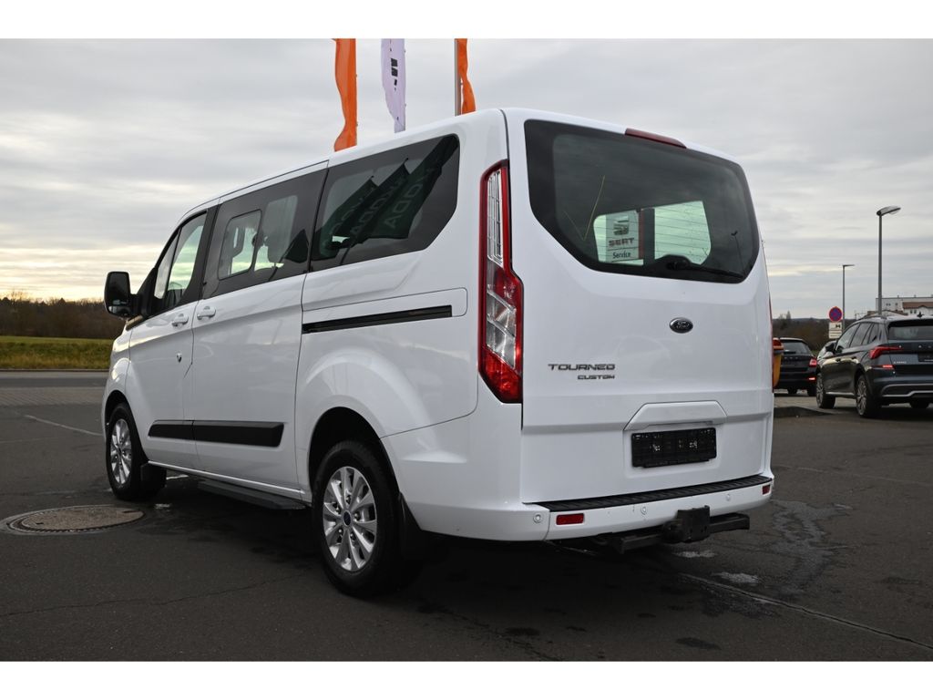 Ford Tourneo Custom 2022
