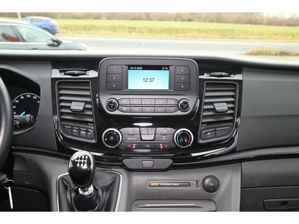 Ford Tourneo Custom 2022