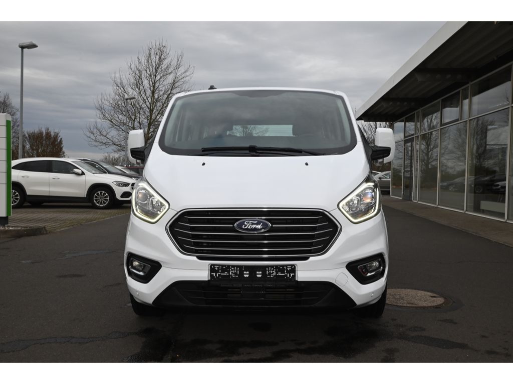 Ford Tourneo Custom 2022