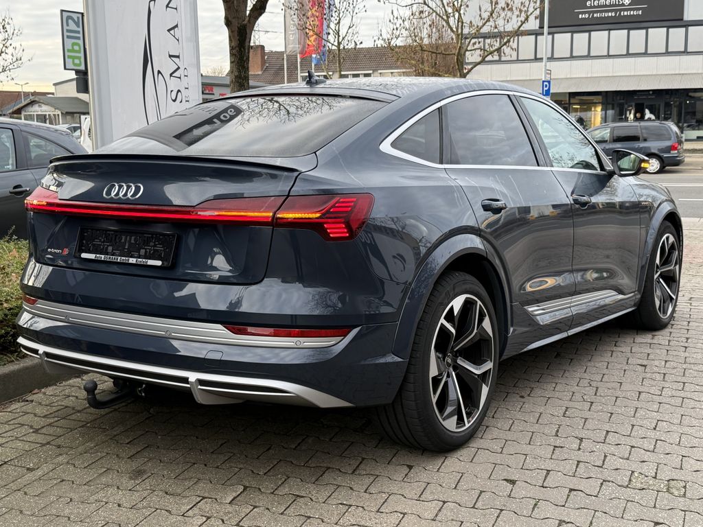Audi e-tron 2022