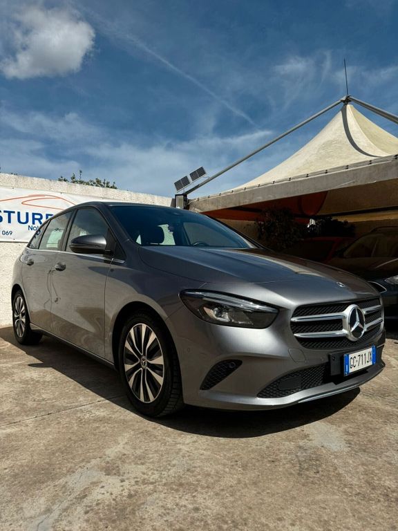 Mercedes-Benz B 180 2020