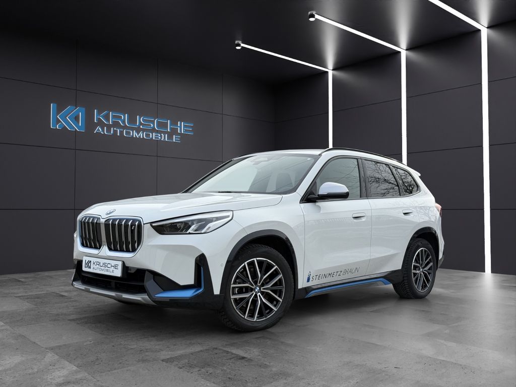 BMW iX1 2023