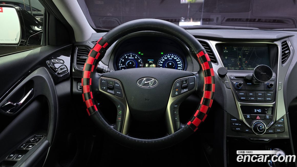 Hyundai Grandeur 2014