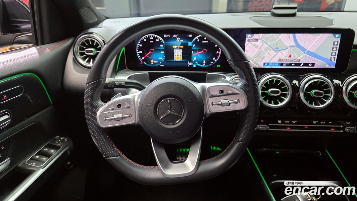 Mercedes-Benz GLB-Class 2020