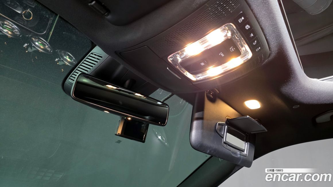 Mercedes-Benz GLB-Class 2020