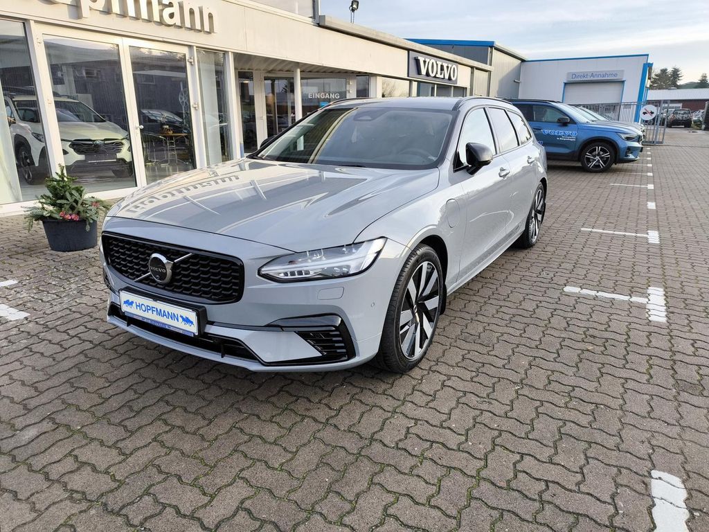 Volvo V90 2024