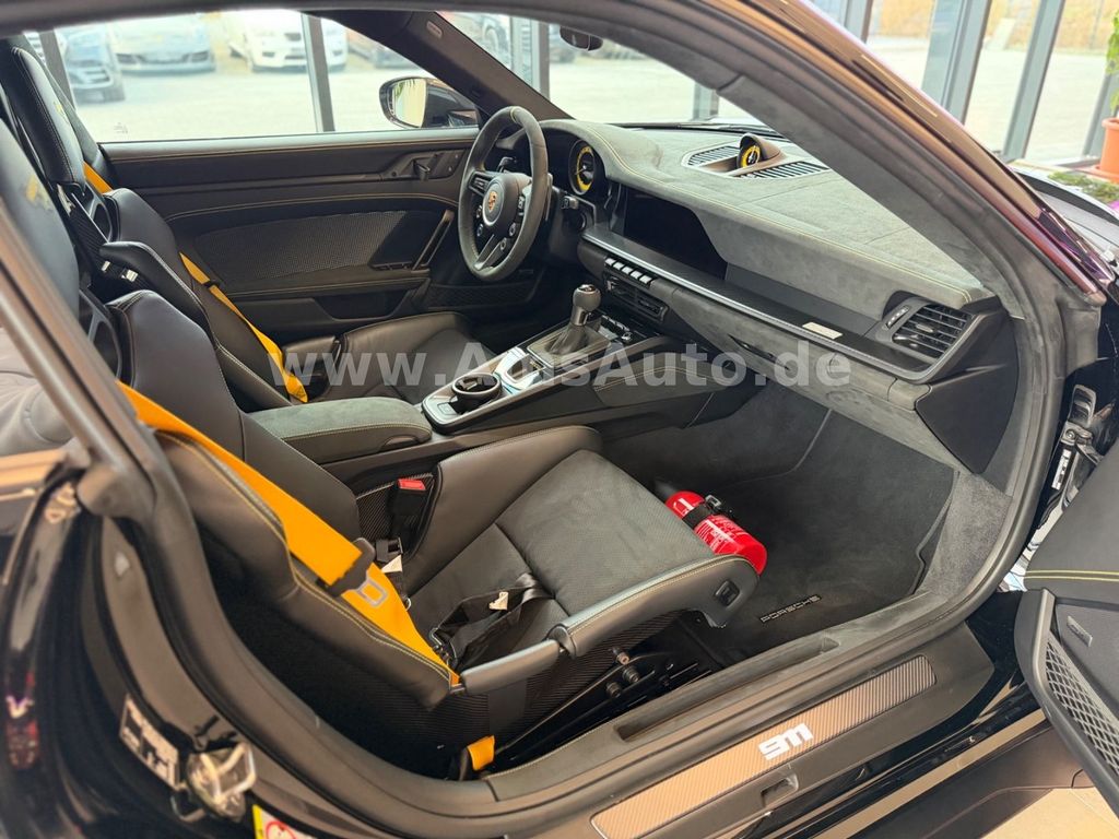 Porsche 992 2024
