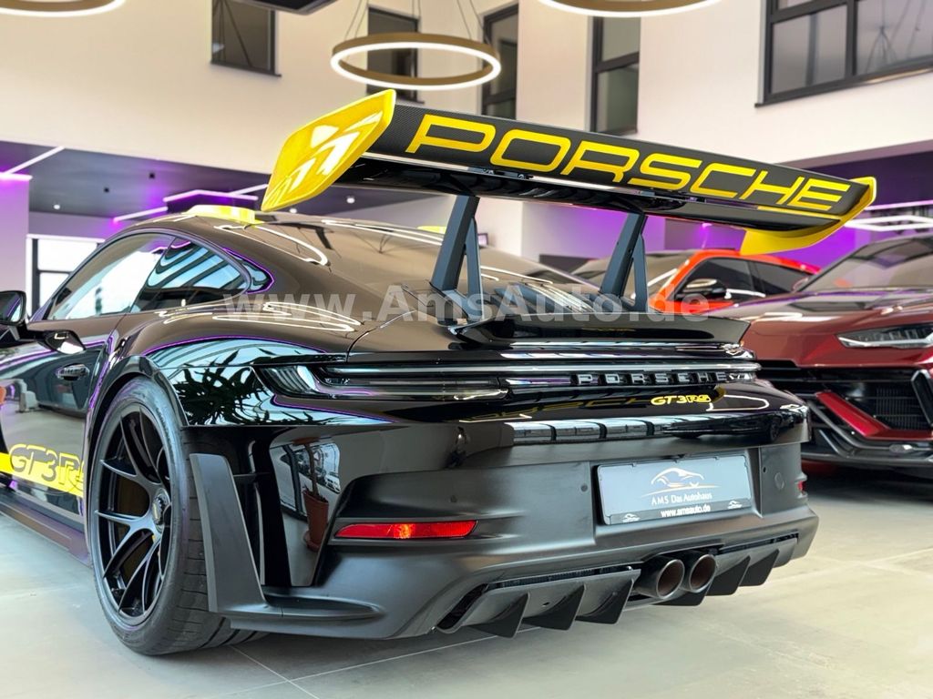 Porsche 992 2024