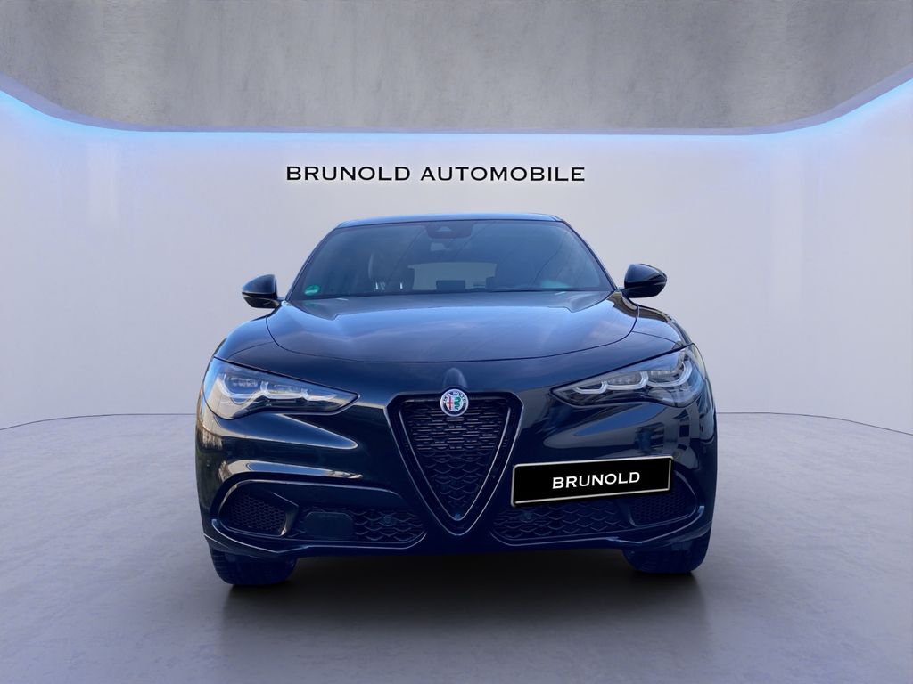 Alfa Romeo Stelvio 2023