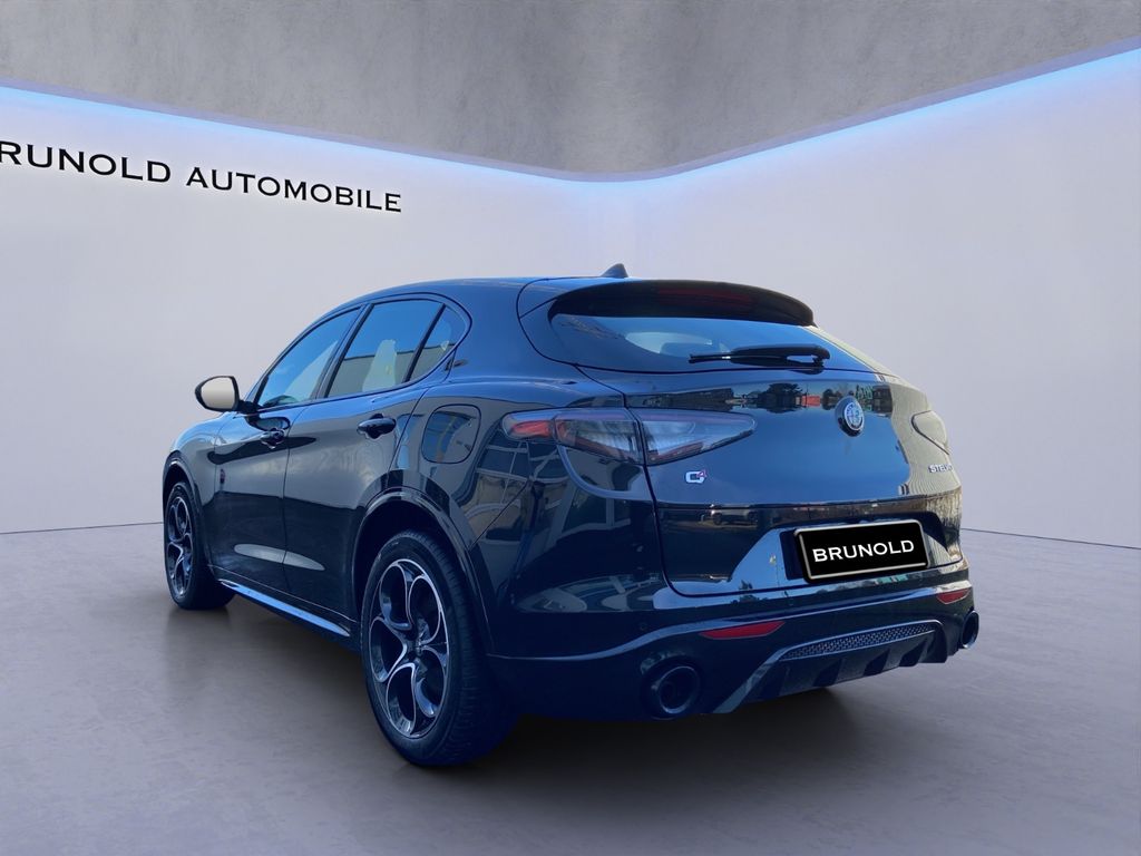 Alfa Romeo Stelvio 2023