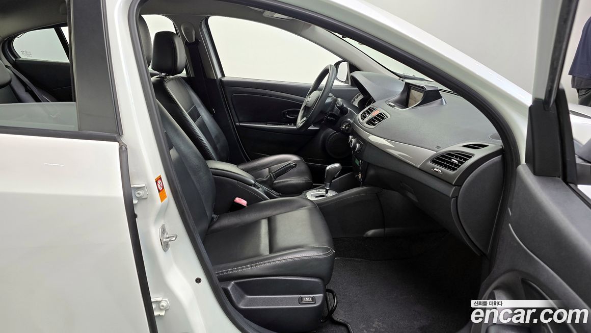 Renault-KoreaSamsung SM3 2015