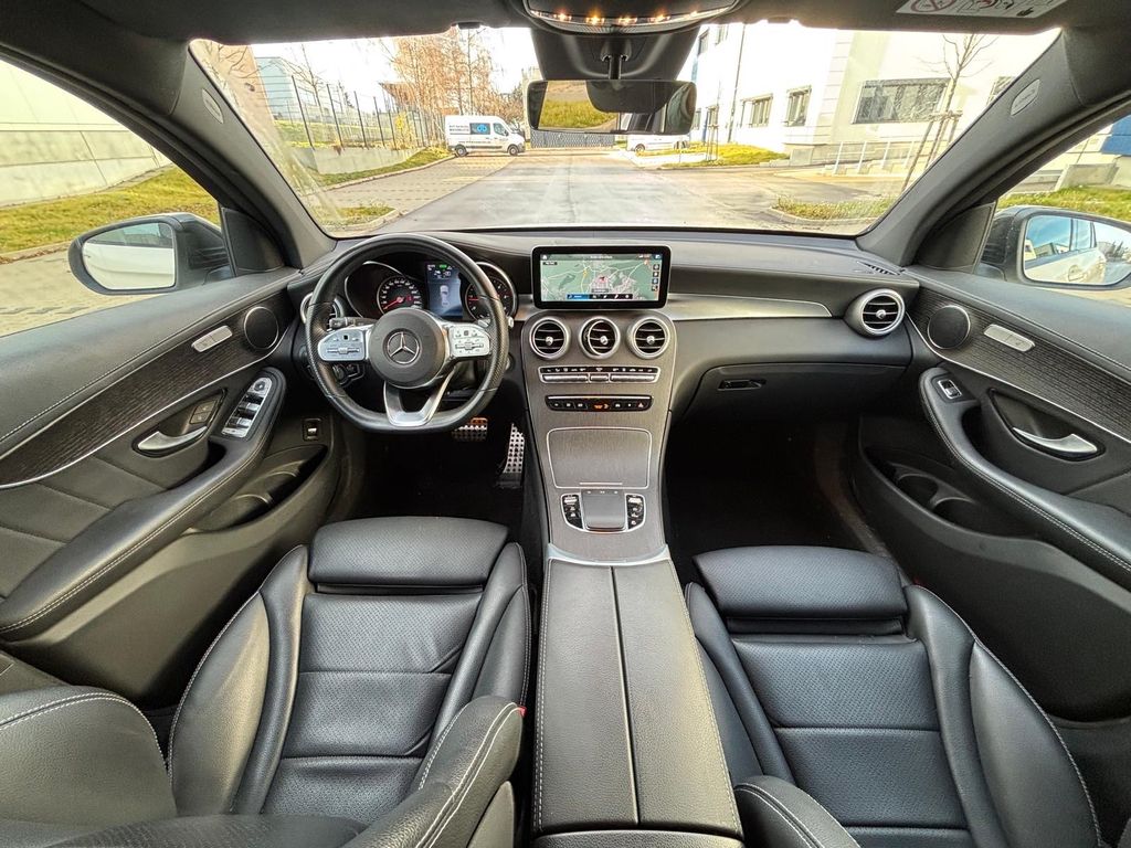 Mercedes-Benz GLC 300 2022