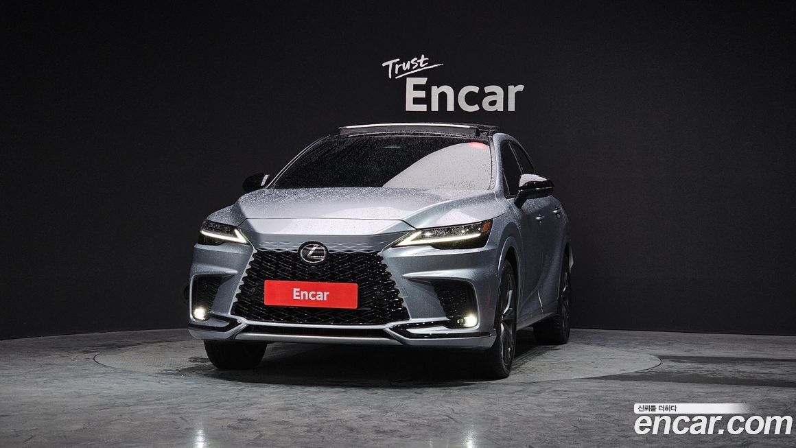 Lexus RX 2023