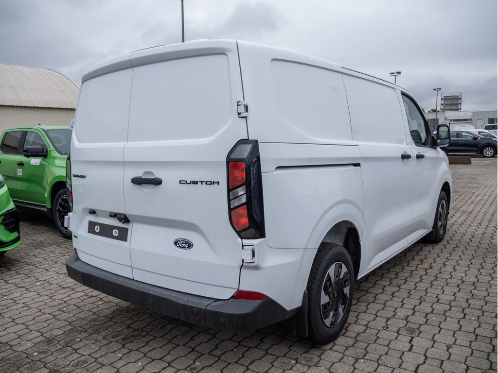 Ford Transit Custom 2025