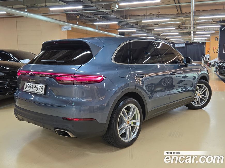 Porsche Cayenne 2020