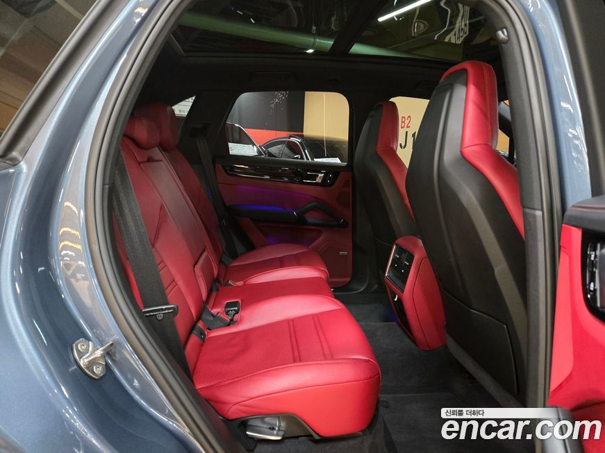 Porsche Cayenne 2020